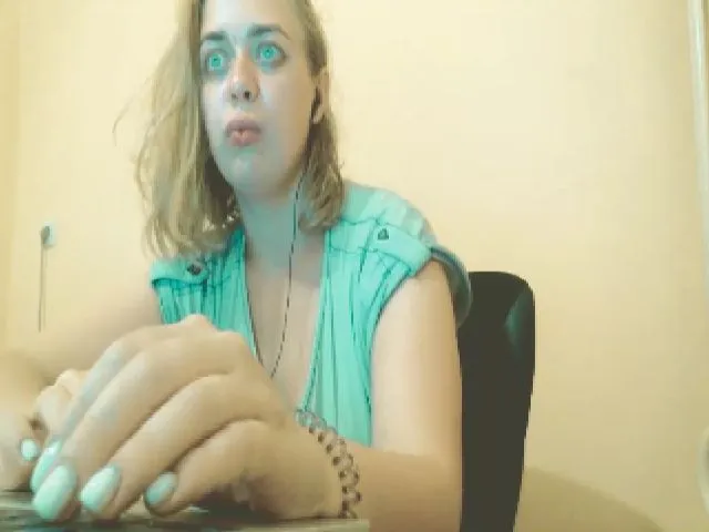 Live sex webcam photo for GoddessNika #253518962