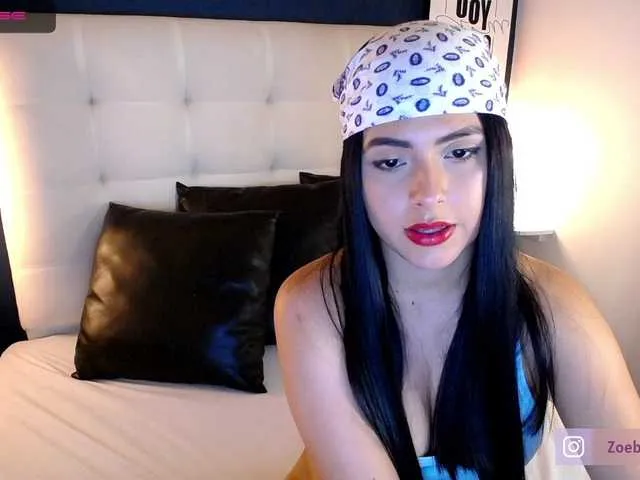 Live sex webcam photo for ZoeBolton #255403452