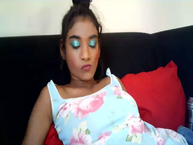 Live sex webcam photo for dirtyrissa69 #262008075