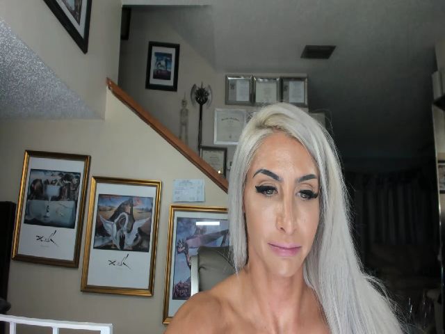 Live sex webcam photo for ADRIANA_FOX #254358310