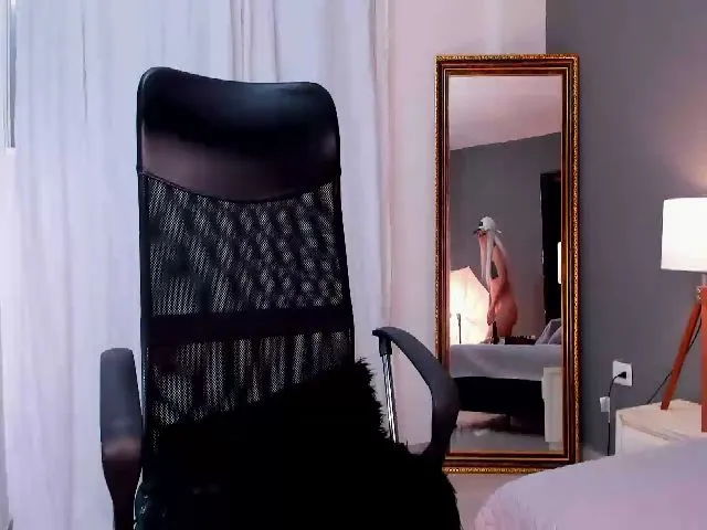 Live sex webcam photo for Berryhit #264559989