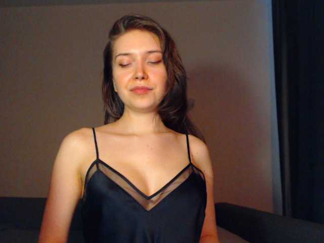 Live sex webcam photo for AngelEve #241241769