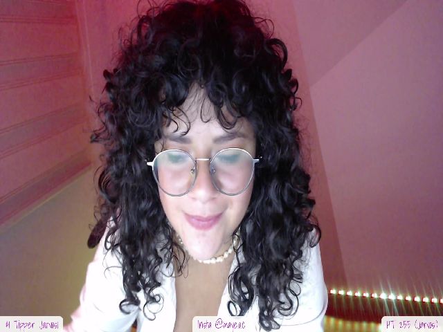 Live sex webcam photo for Isabela_1 #255568180