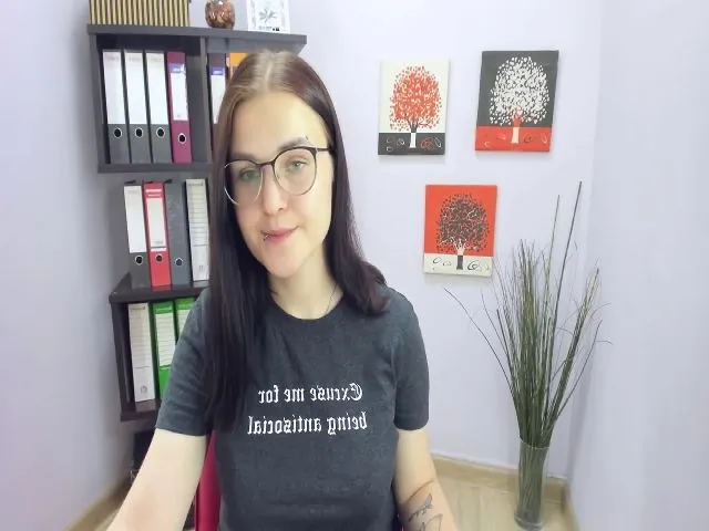 Live sex webcam photo for EvaMild #252934192