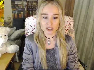 Live sex webcam photo for xyliganka777 #240579544