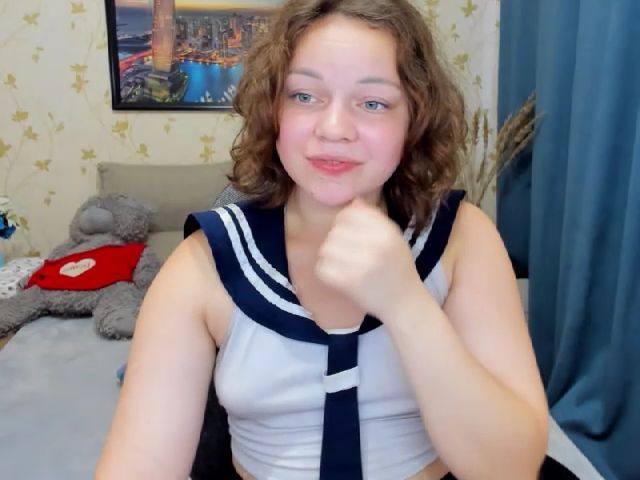 Live sex webcam photo for LanaCutie #253639873