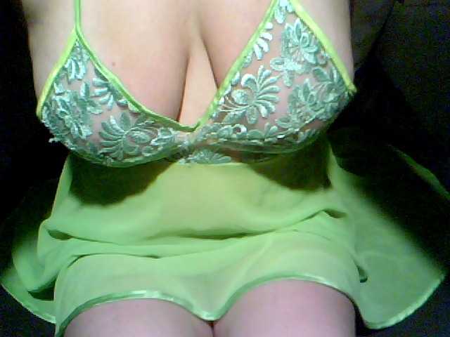 Live sex webcam photo for redcherry #265224664