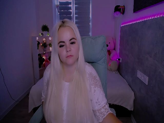 Live sex webcam photo for Jenni__fer #264048929