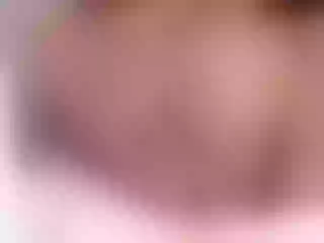 Live sex webcam photo for Lil__Bit #257326184