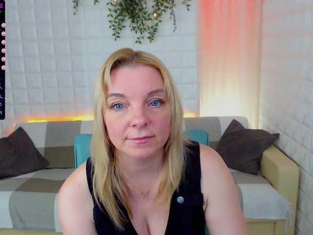 Live sex webcam photo for ReganLovely #240989682