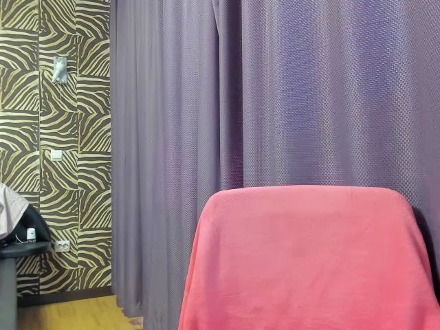 Live sex webcam photo for Blondyhotxx #259156864