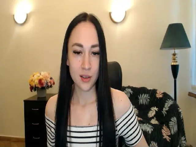 Live sex webcam photo for Space_Girly #253344918