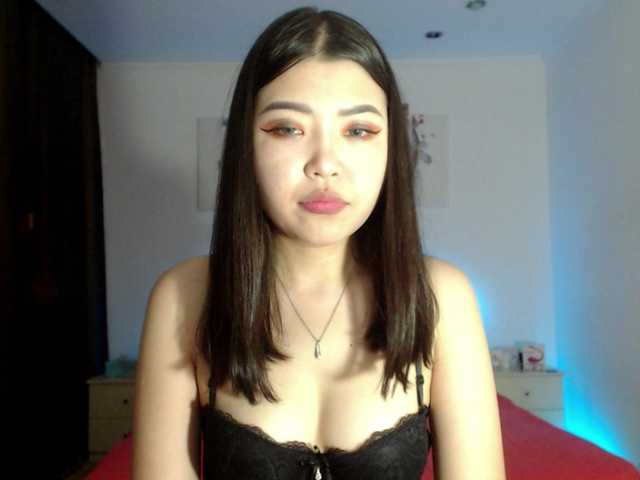 Live sex webcam photo for Divaleena #241354093