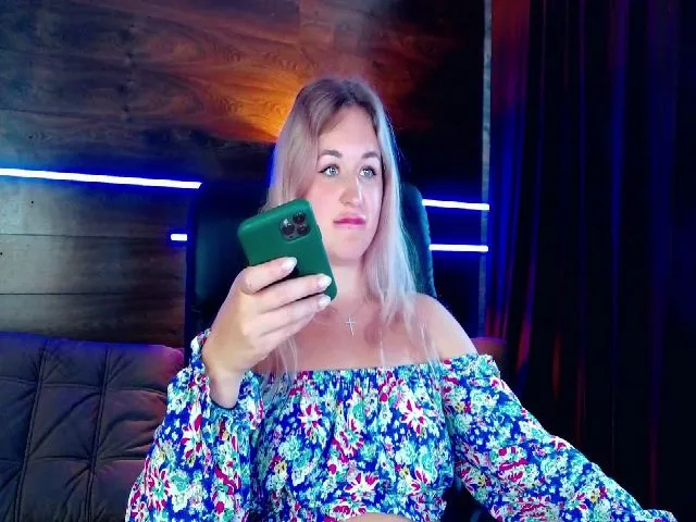 Live sex webcam photo for Arishaaa #262003707