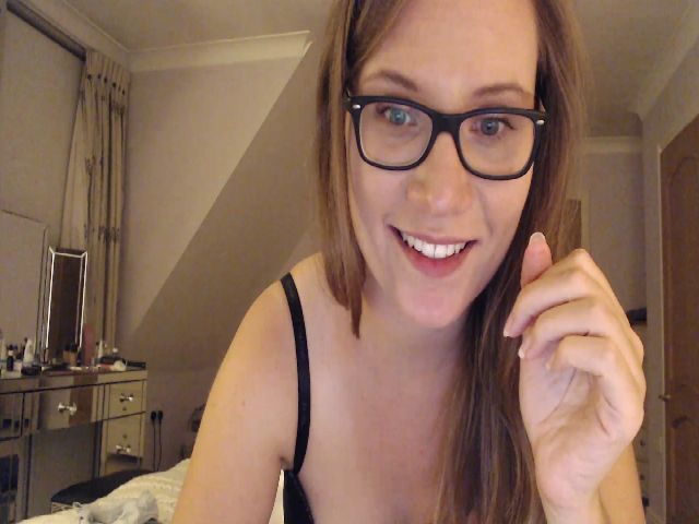 Live sex webcam photo for JennyMFC #262820575