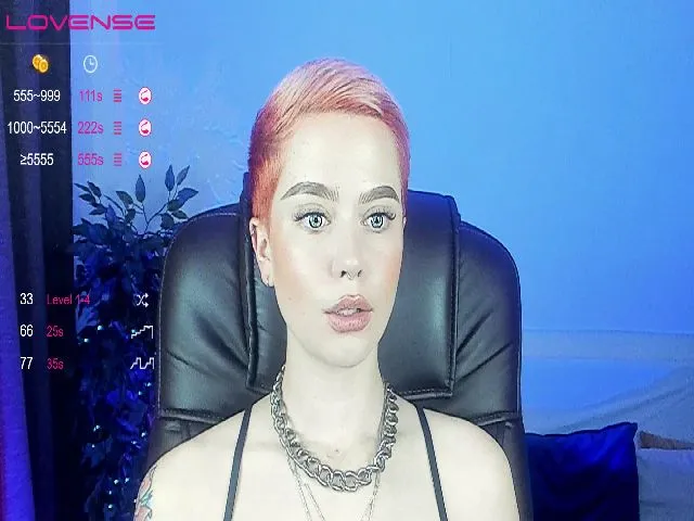 Live sex webcam photo for Xjustajokex #256599547