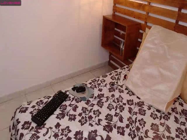 Live sex webcam photo for Katsumi_zenn #256629823