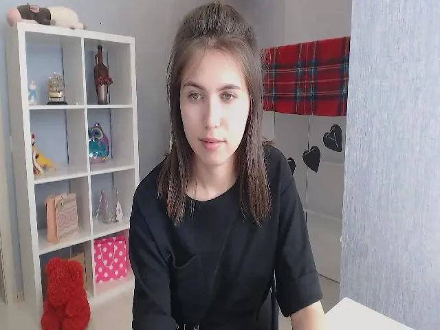 Live sex webcam photo for YourrAngell #261360683
