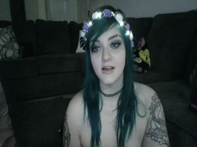 Live sex webcam photo for FloraSky #265351735