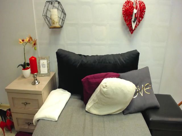 Live sex webcam photo for LaylaFantasy #259990414