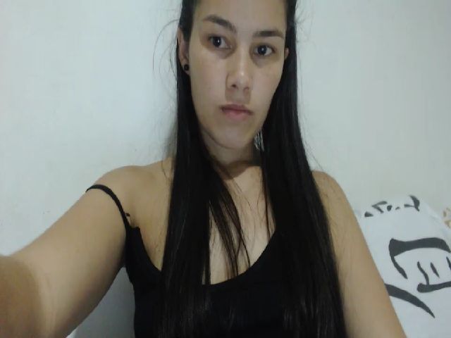Live sex webcam photo for Taniasweethot #253033173