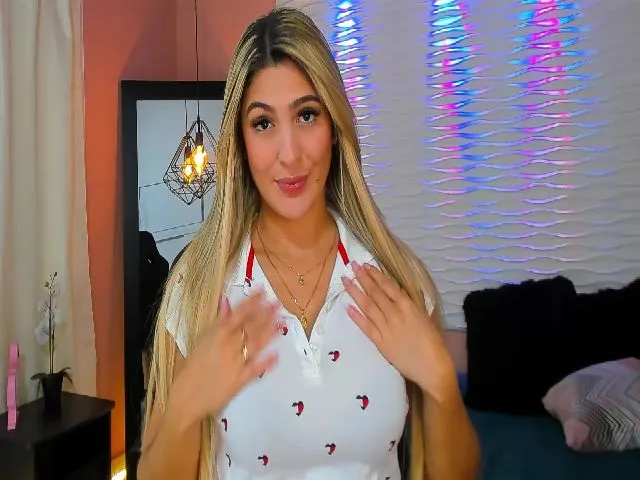 Live sex webcam photo for IsabelaBrown #255816373