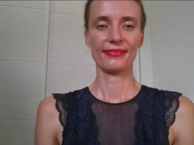 Live sex webcam photo for CelesteKissab #255134607