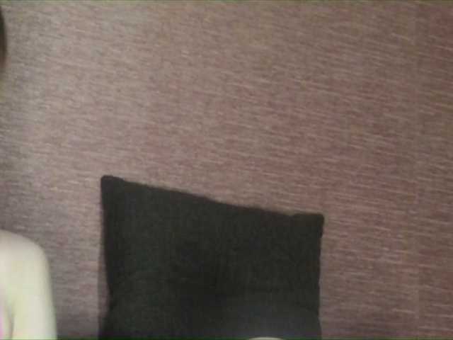 Live sex webcam photo for Sweetgirl-11 #241098179