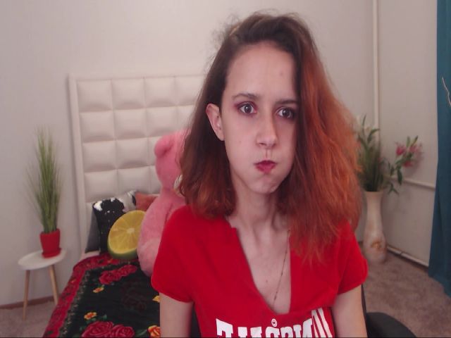 Live sex webcam photo for IrisNichols #254631192