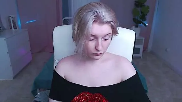 Live sex webcam photo for Kenny_bonbon #244528497