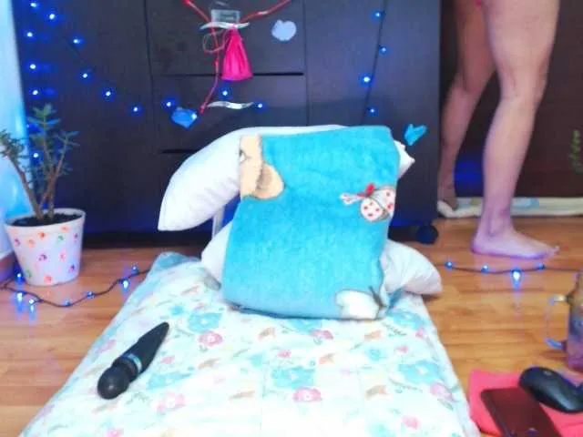 Live sex webcam photo for bomboncita288 #247829755