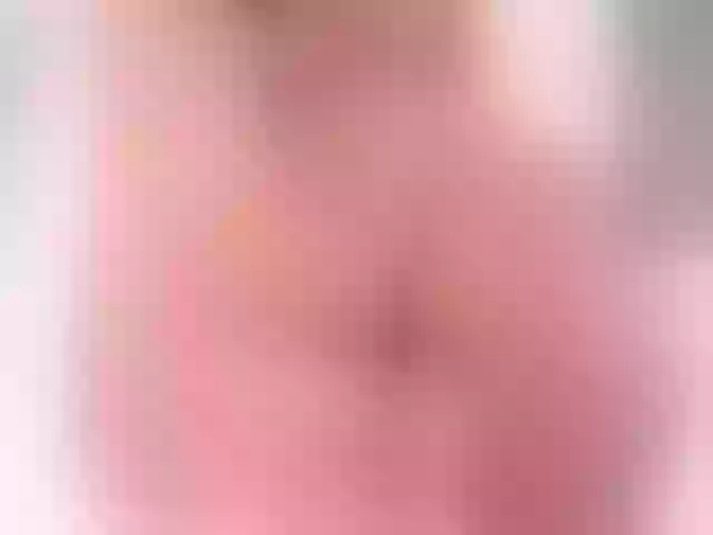 Live sex webcam photo for White_Snow_ #262577472