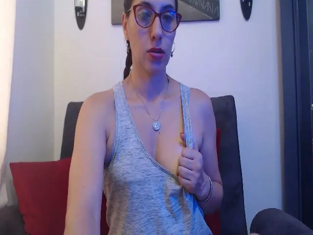 Live sex webcam photo for Sandrylove #263322079