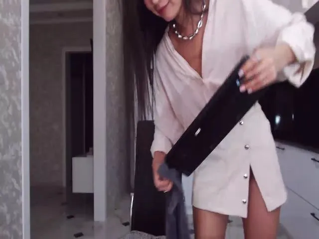 Live sex webcam photo for Museoflov #259041155