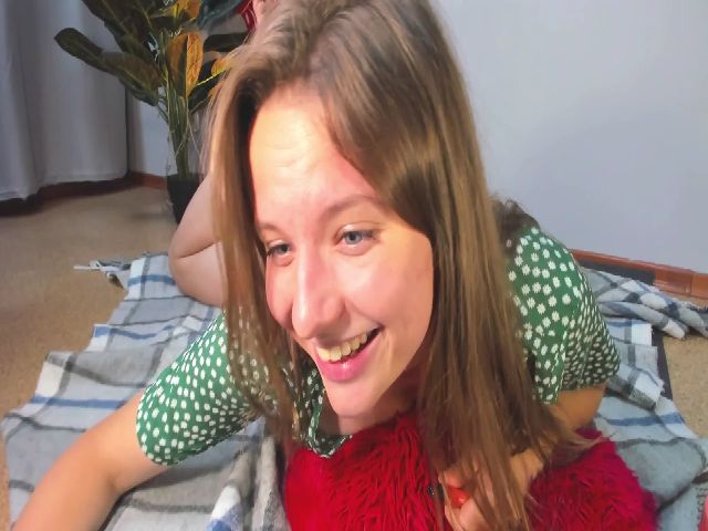 Live sex webcam photo for FreyaFresh #260021743