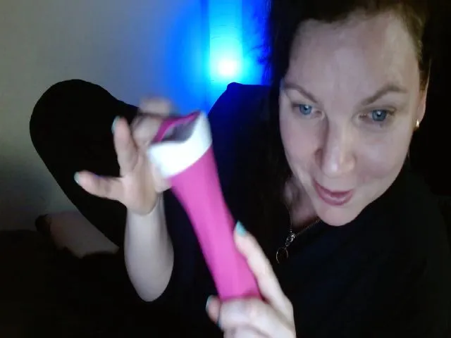 Live sex webcam photo for eva_sirenity #253777755