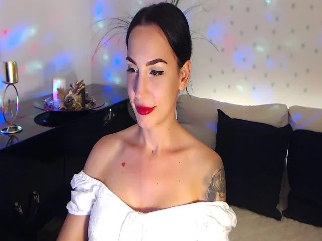 Live sex webcam photo for RubinRosey #259419197