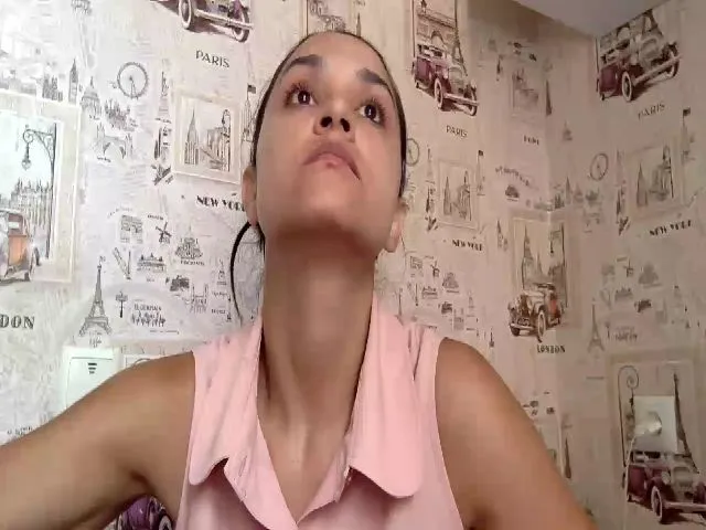 Live sex webcam photo for JolyBoss #255911049