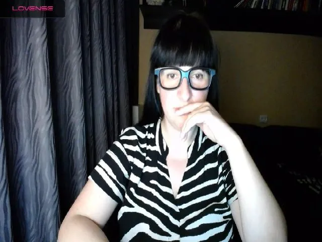 Live sex webcam photo for NoNameXY #264629796