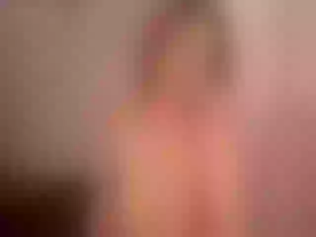 Live sex webcam photo for SavRae #252362413