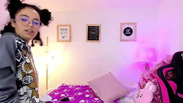 Live sex webcam photo for norma_tokkie #245046141