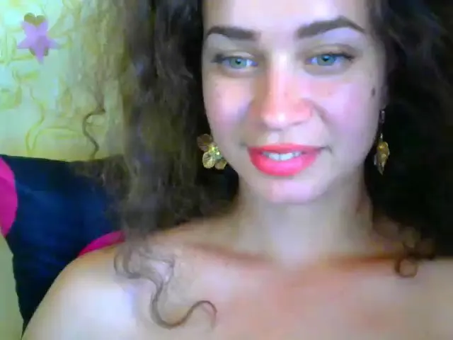Live sex webcam photo for SofiAmeli #255093868
