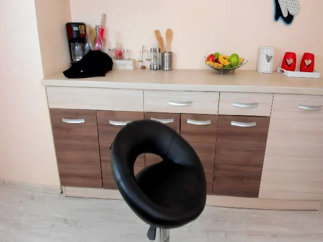 Live sex webcam photo for KimoraJoy #287860518