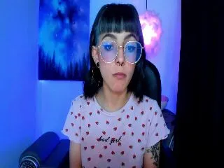 Live sex webcam photo for Angelsiinner #251949575