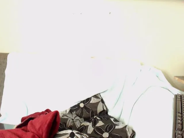Live sex webcam photo for KissMoline #255919803