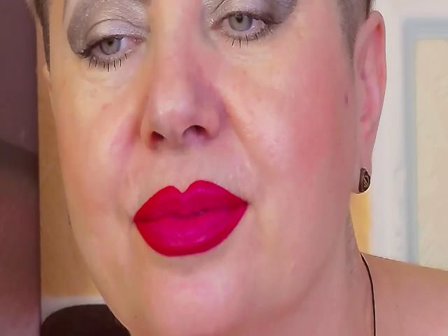 Live sex webcam photo for LADY__POSH #260413686