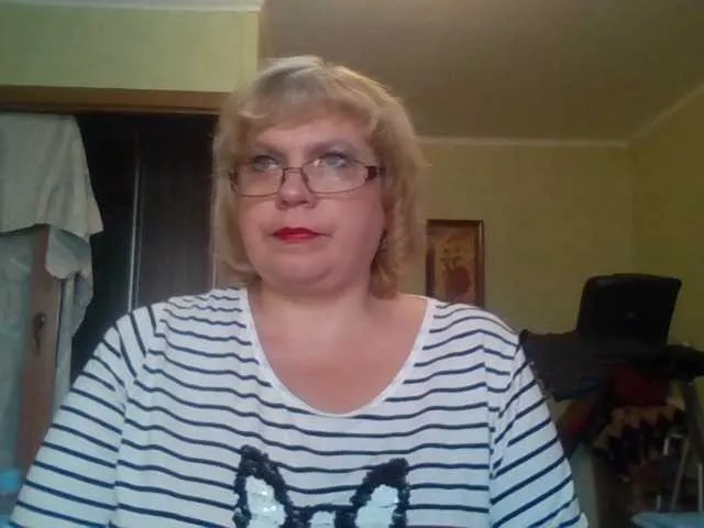 Live sex webcam photo for LOLA88888 #245887760