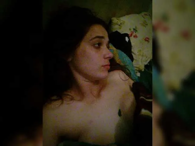 Live sex webcam photo for AlenaFox #252041121