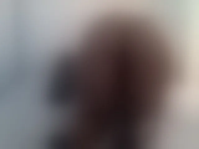 Live sex webcam photo for LaraDark #255606299