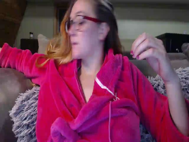 Live sex webcam photo for TrueHalo #263064007